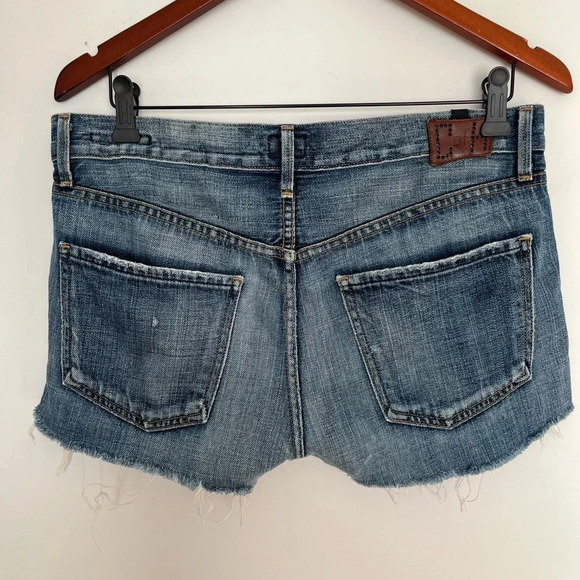 Citizen of humanity distressed slouchy slim leg  shorts size 27 - Picture 4 of 10
